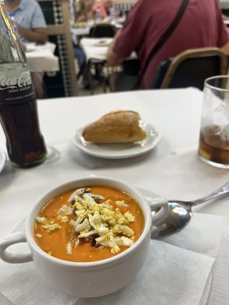 Ziarla Malabanan_Ibiza 74_Eivissa_review