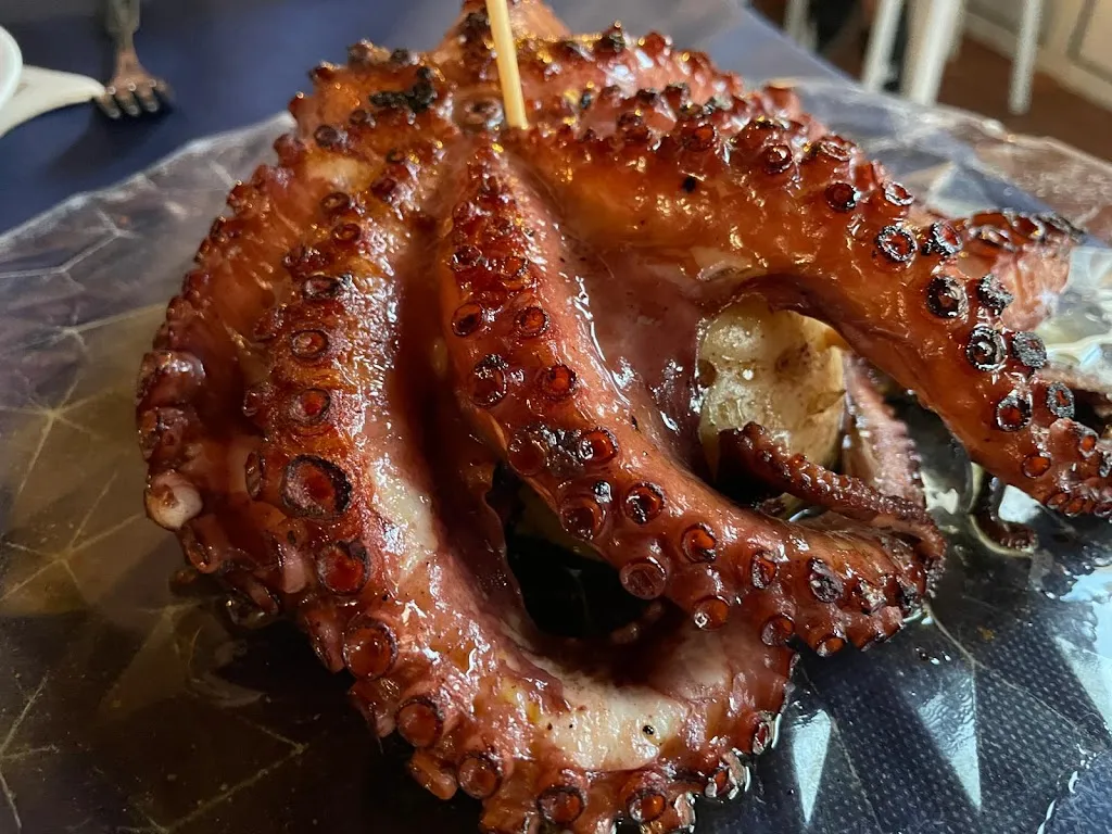 Restaurante O Faro_Coll d'en Rabassa_slider_image_3