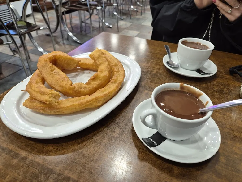 Bar Restaurante - Casa Iván_Coll d'en Rabassa_slider_image_2