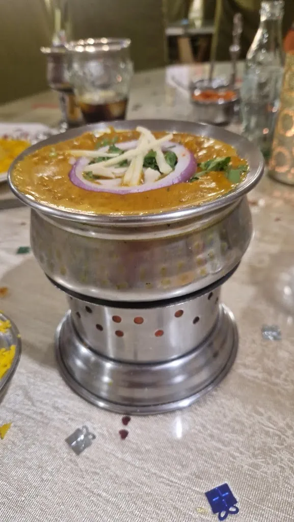 Neil Broadhurst_PUNJABI CURRY ORIGINAL INDIAN RESTAURANT BAR_Calp_review