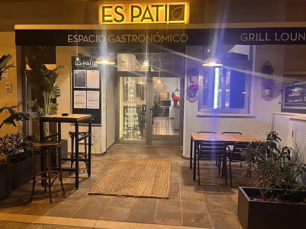 Es Pati restaurant in Coll d'en Rabassa