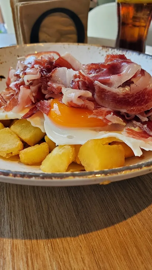 李牛下（大摩）_MásQMenos_Coll d'en Rabassa_review