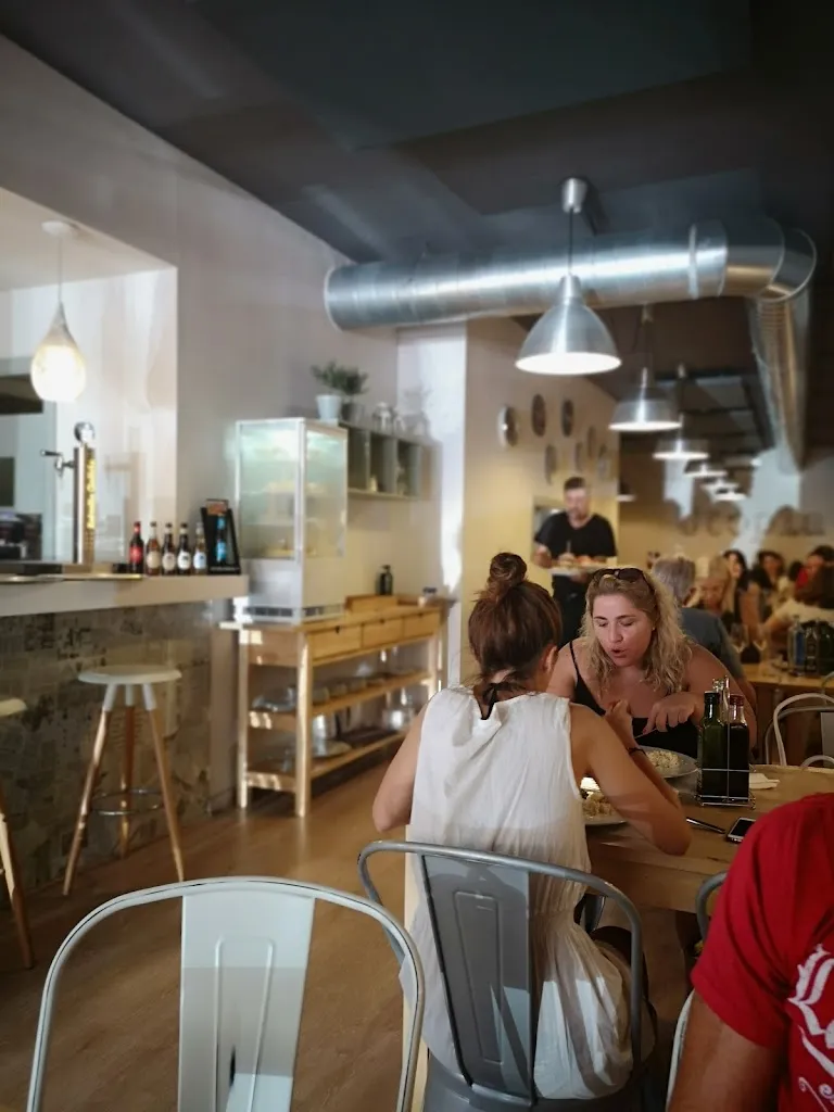 Simon Browning_Tiziano's Bistró Restaurante_Coll d'en Rabassa_avis