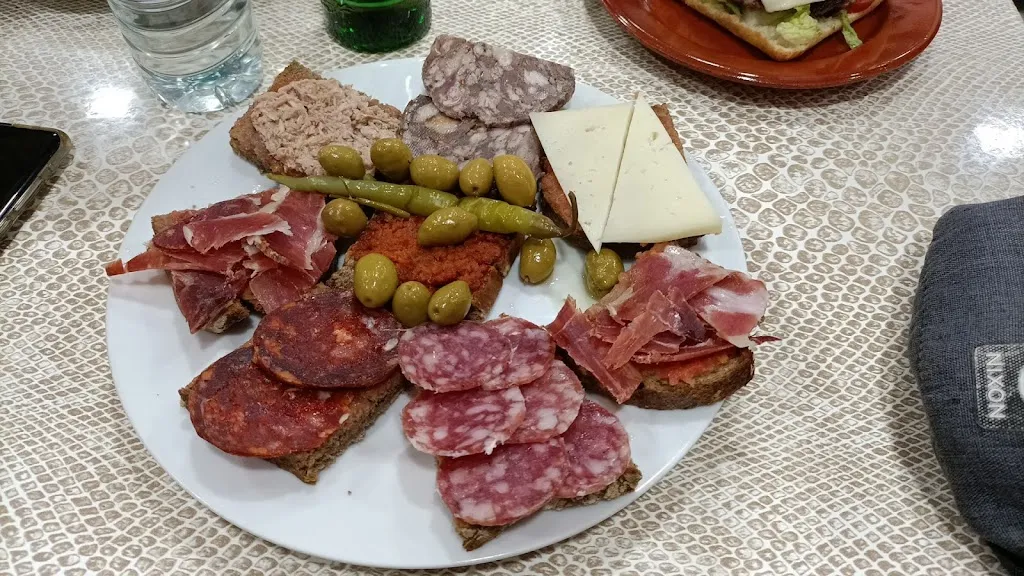 Menu_Bar el picaro_Coll d'en Rabassa_image_3