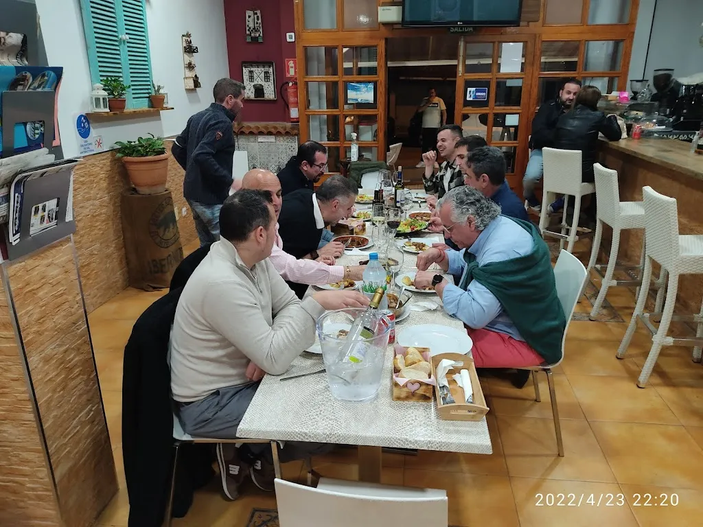 Bar el picaro restaurant in Coll d'en Rabassa