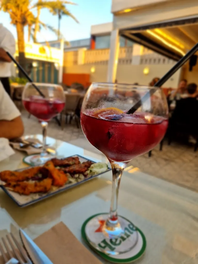 Ola Janek_INDIAN CURRY ORIGINAL INDIAN RESTAURANT BAR_Calp_review