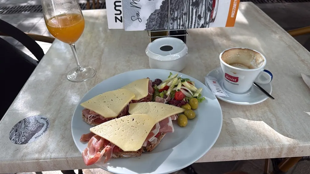 Jan Kong_Sa Moleta_Esporles_review