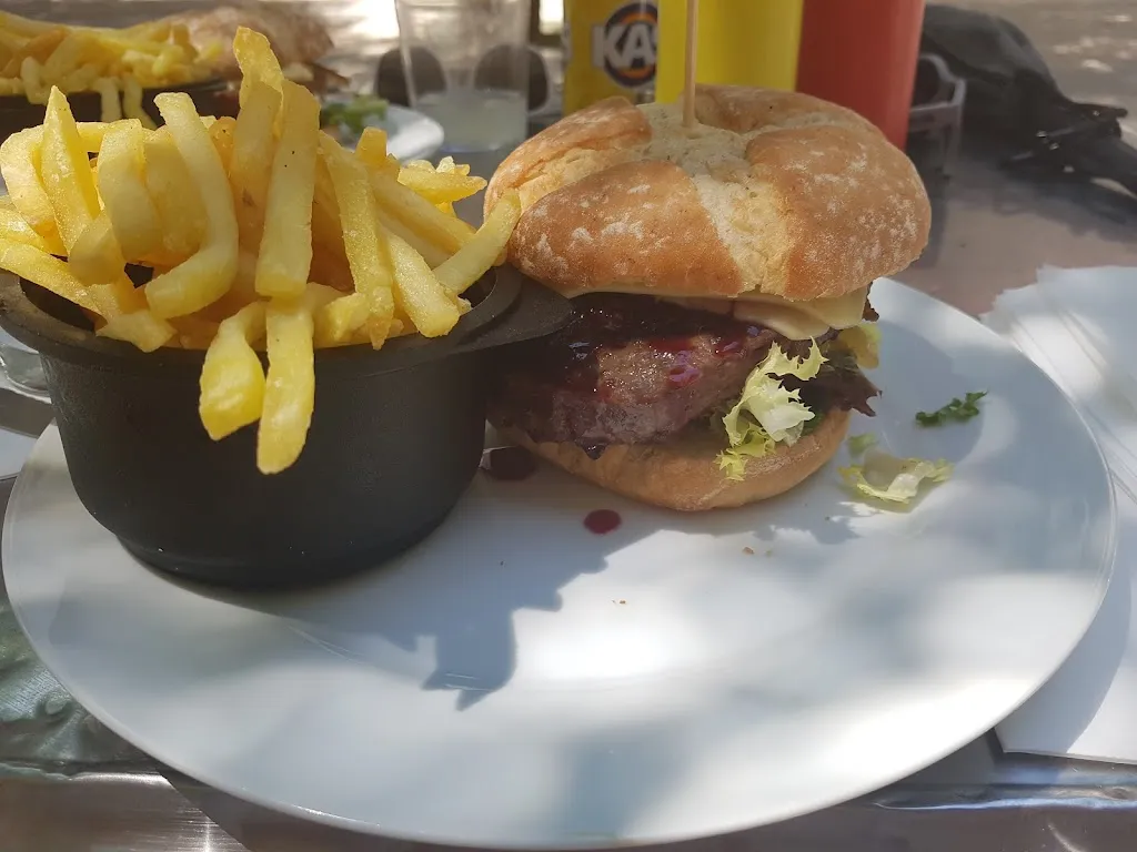 Benjamin “Benny” Salalabala_Cafè Nou_Esporles_recensione