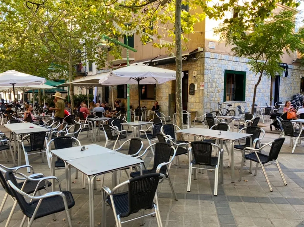 Cafè Nou restaurant in Esporles