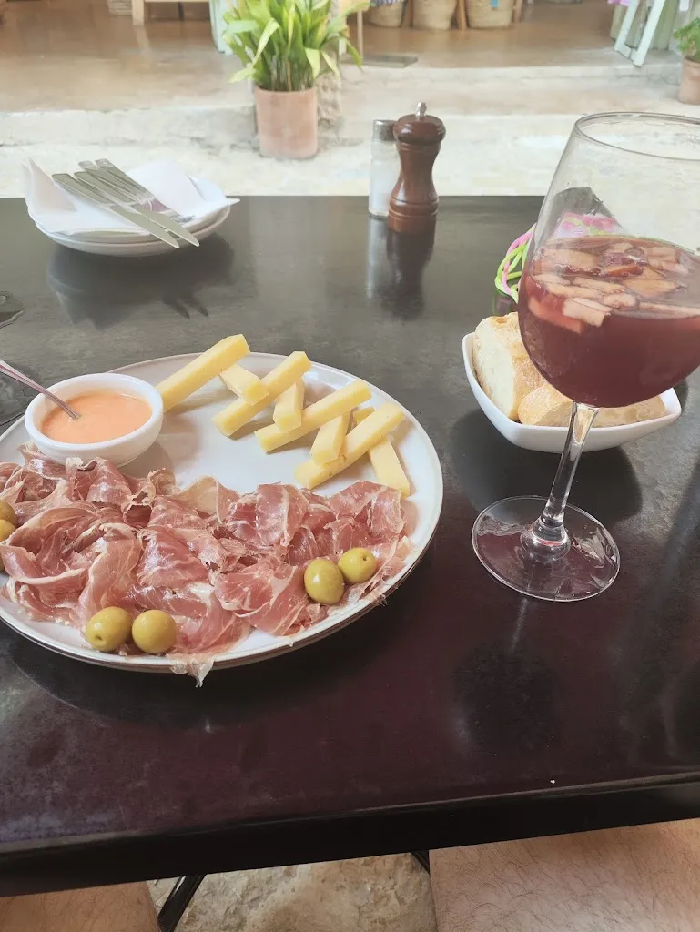 Anastasios Christou_S'estret_Esporles_review