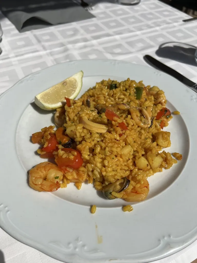 Varvara Krasa_Montimar_Estellencs_review