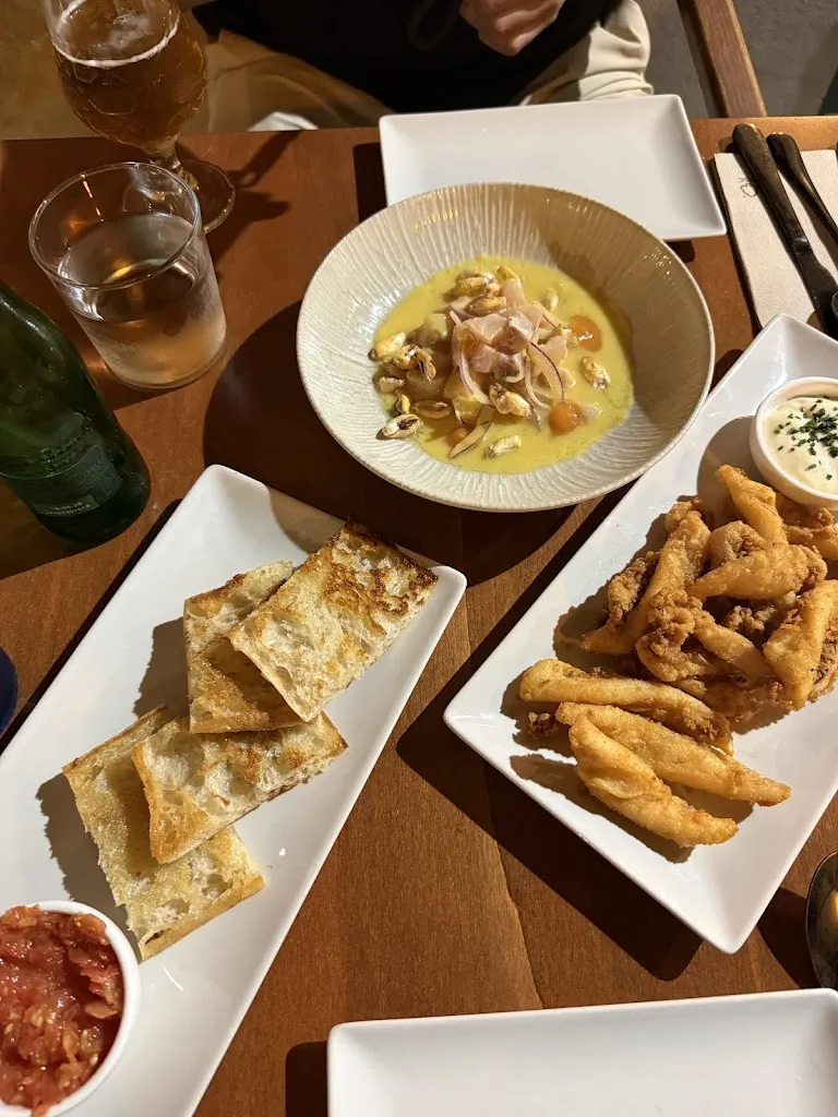 Scott Lee_Entre Suros_Ciutadella de Menorca_review