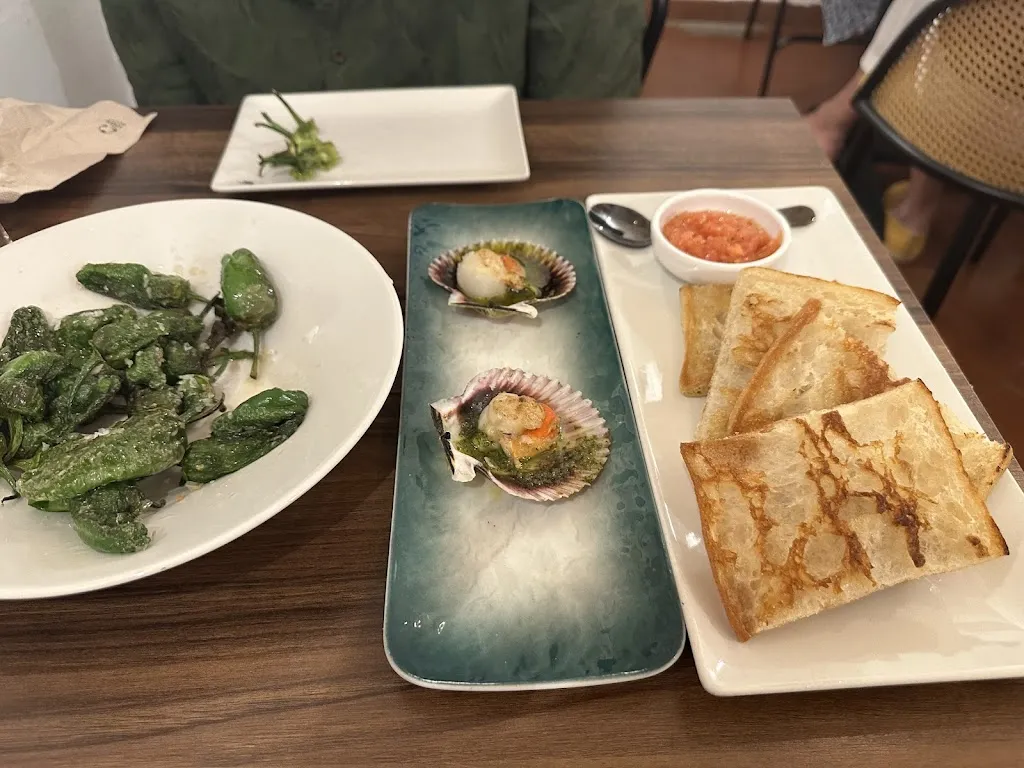 Lidia Eslava_Entre Suros_Ciutadella de Menorca_review