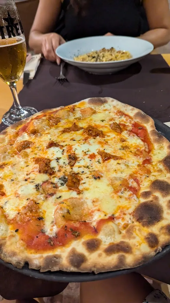 Dodiie Sawyer_Cittadella Restaurante pizzeria_Ciutadella de Menorca_review