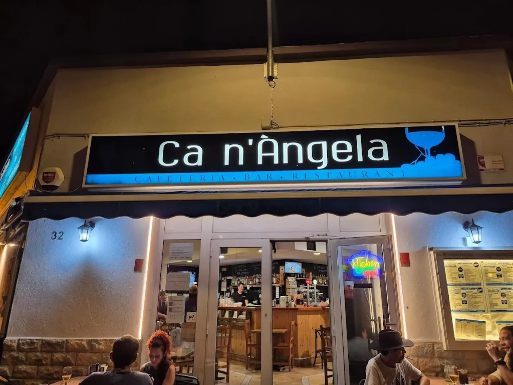 Ca n'Àngela - Cafetería - Bar - Restaurante - Tapeo restaurant in Ciutadella de Menorca