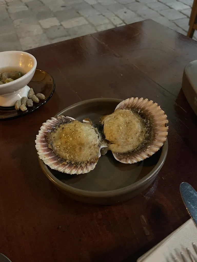 Mila Prinzac_TIBERI restobar_Ciutadella de Menorca_recensione