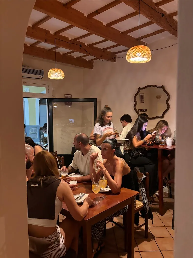 TIBERI restobar restaurant in Ciutadella de Menorca