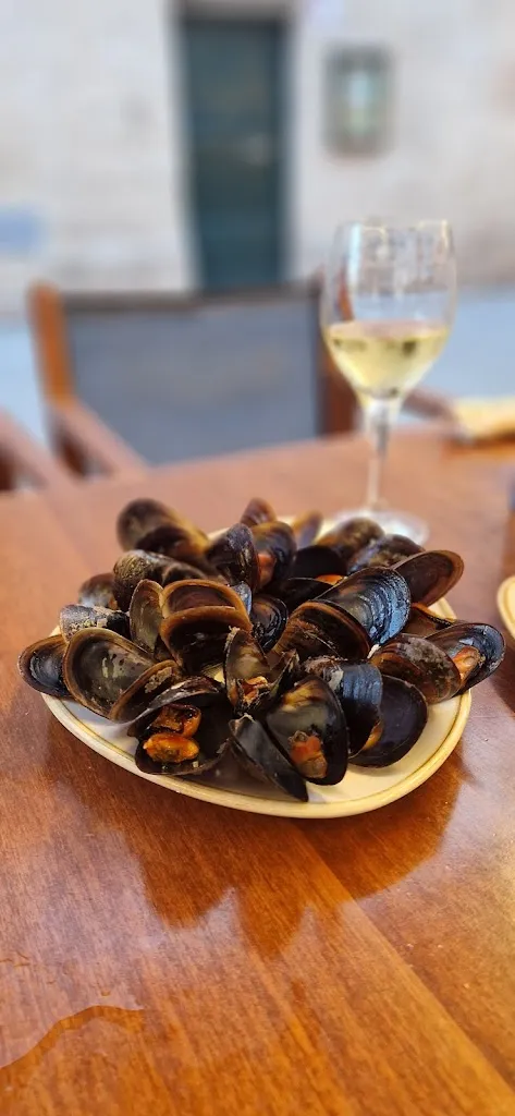 Vilmos Dohnal_Es Mercat De Tapes_Ciutadella de Menorca_review