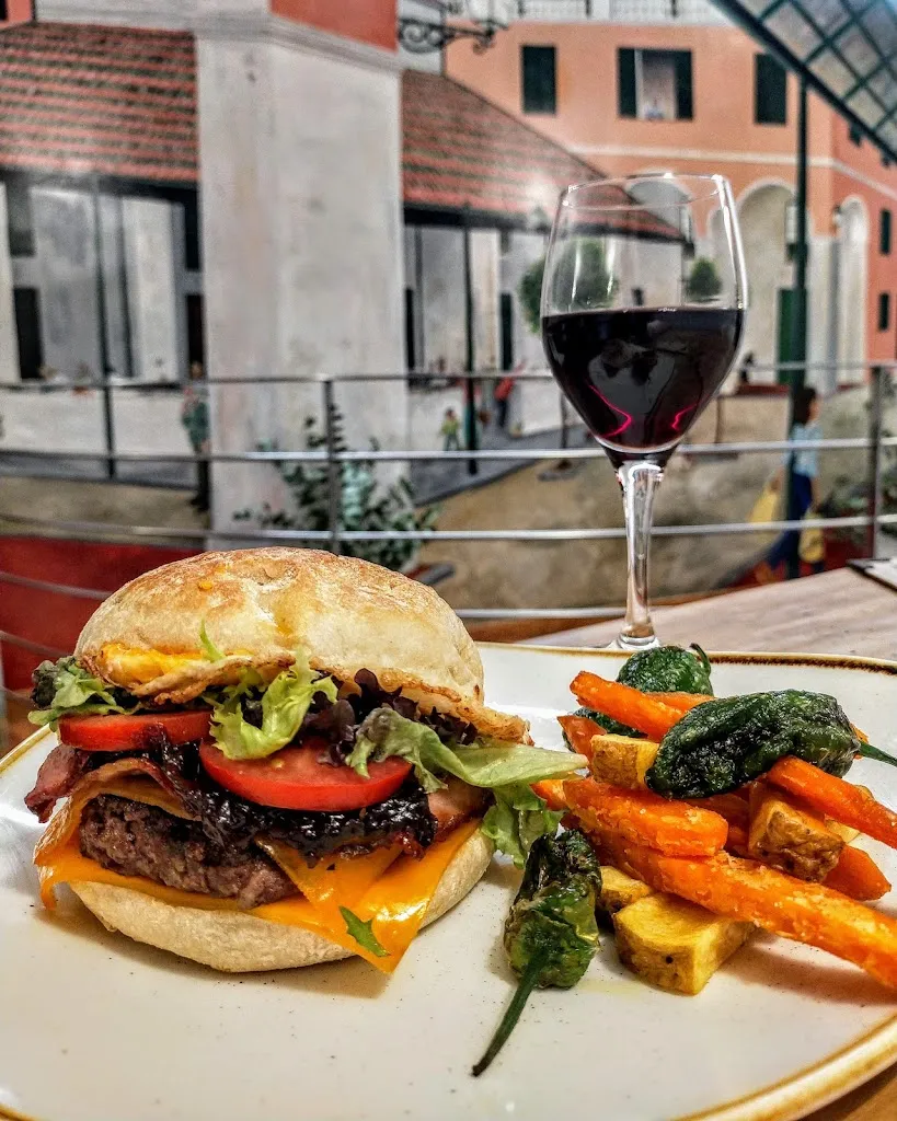 Es Mercat De Tapes_Ciutadella de Menorca_slider_image_3