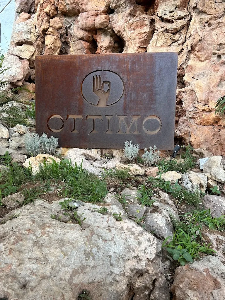 Stephen Normington_OTTIMO Menorca - Pizzeria Brunch Cocktails_Ciutadella de Menorca_review