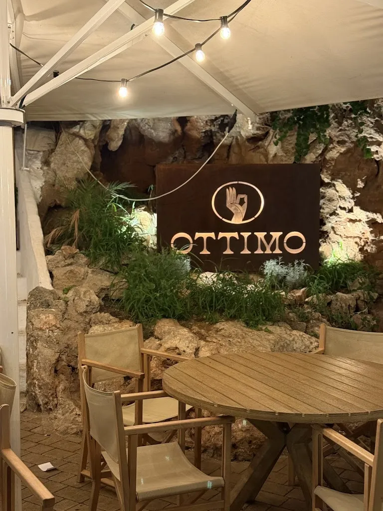 OTTIMO Menorca - Pizzeria Brunch Cocktails_Ciutadella de Menorca_slider_image_3