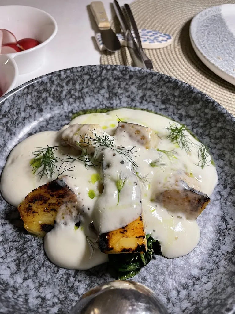Gina Morra_Restaurant Cafe Med_Fornalutx_review