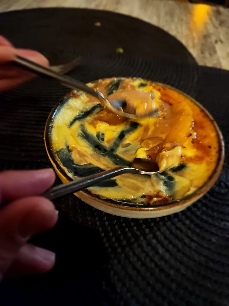 Michael Artz_Restaurant Cafe Med_Fornalutx_review