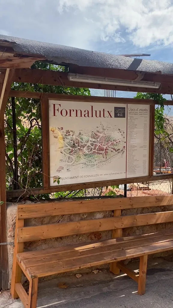 Grazyna Wypych_Restaurant Calzone_Fornalutx_review