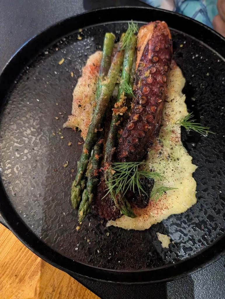 gunjita joshi_Mitch's Bar Ibiza_Ibiza_review