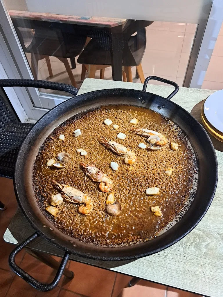 Valeria Valastro_LA KATA_Es Molinar_review