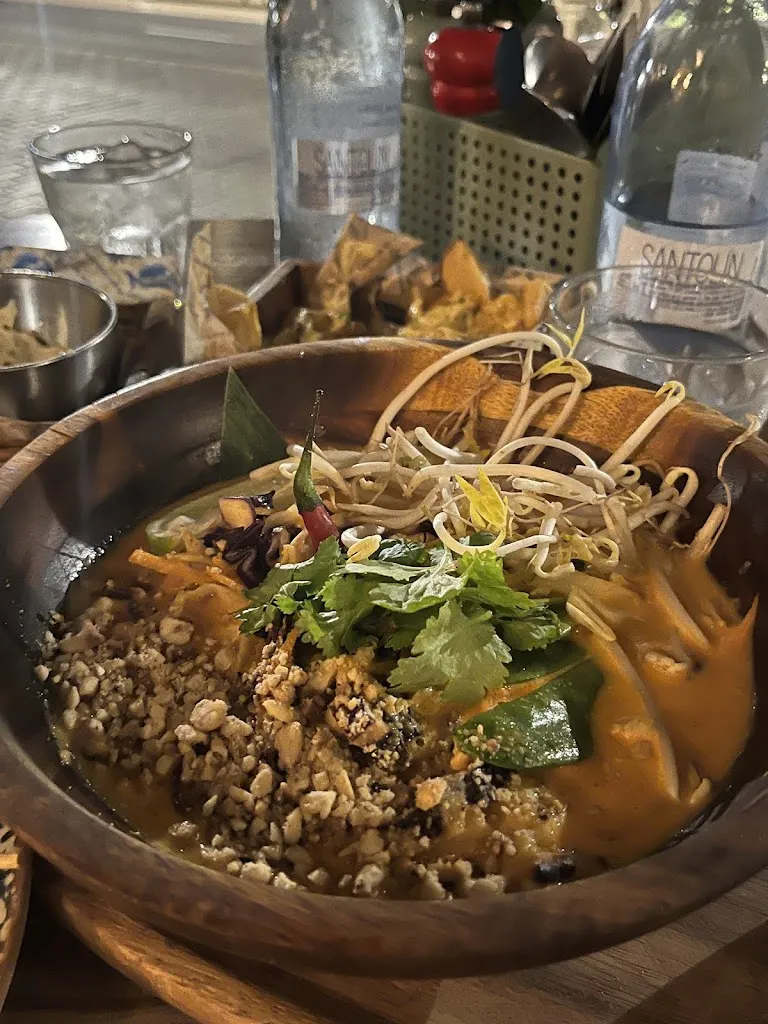 Daniella Seberini_Petit Nola_Es Molinar_review