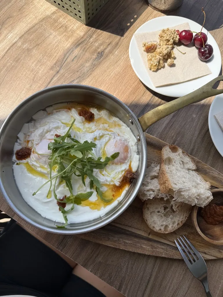 Martyna Weresniak_Petit Nola_Es Molinar_review