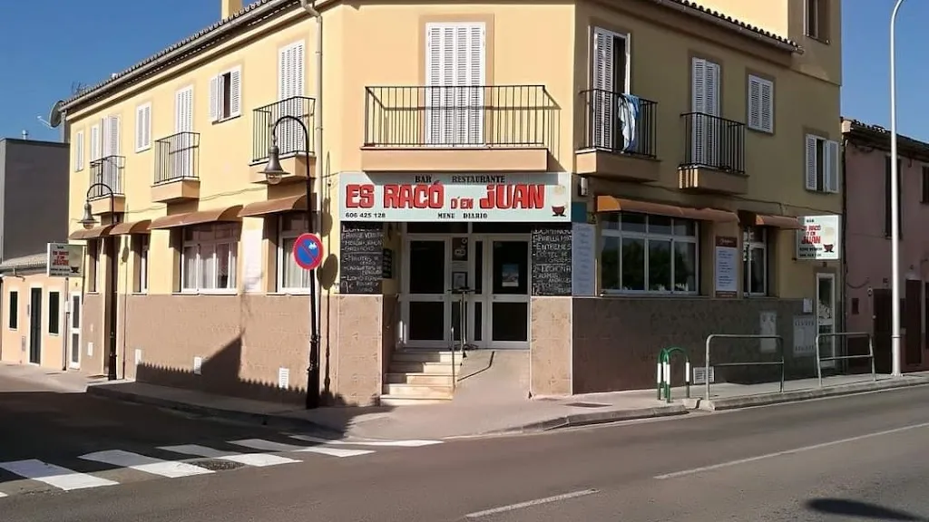 Es racó d'en juan restaurant in Es Molinar