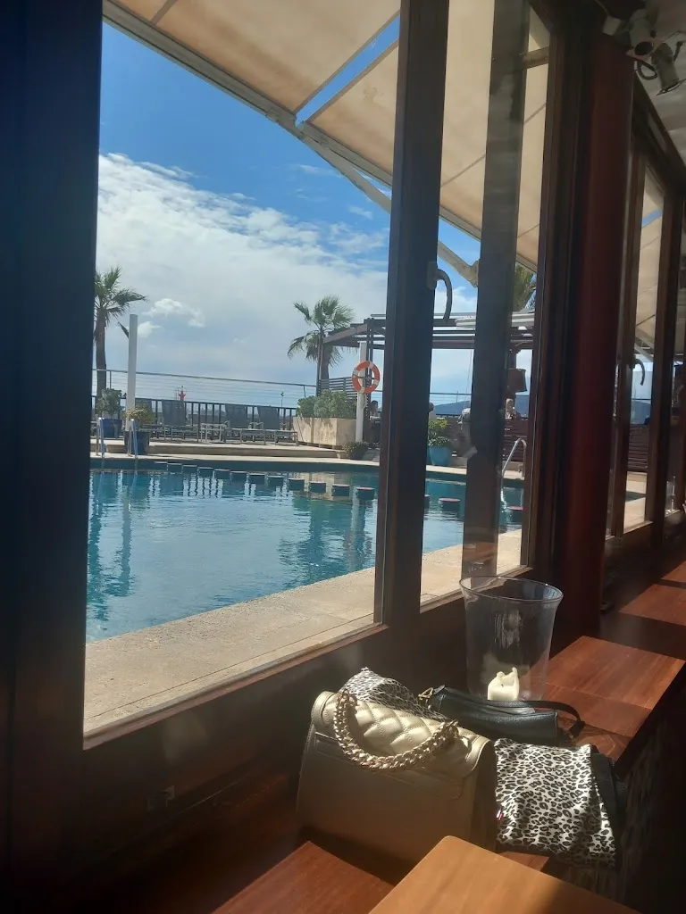 Linda Marsay_Portixol Hotel_Es Molinar_review