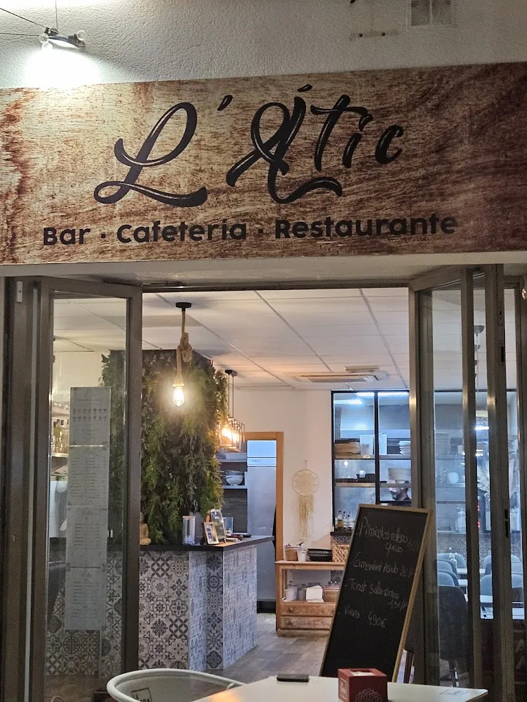 Paul Zebb II_Restaurante El Campello L'Atic_Campello el_review