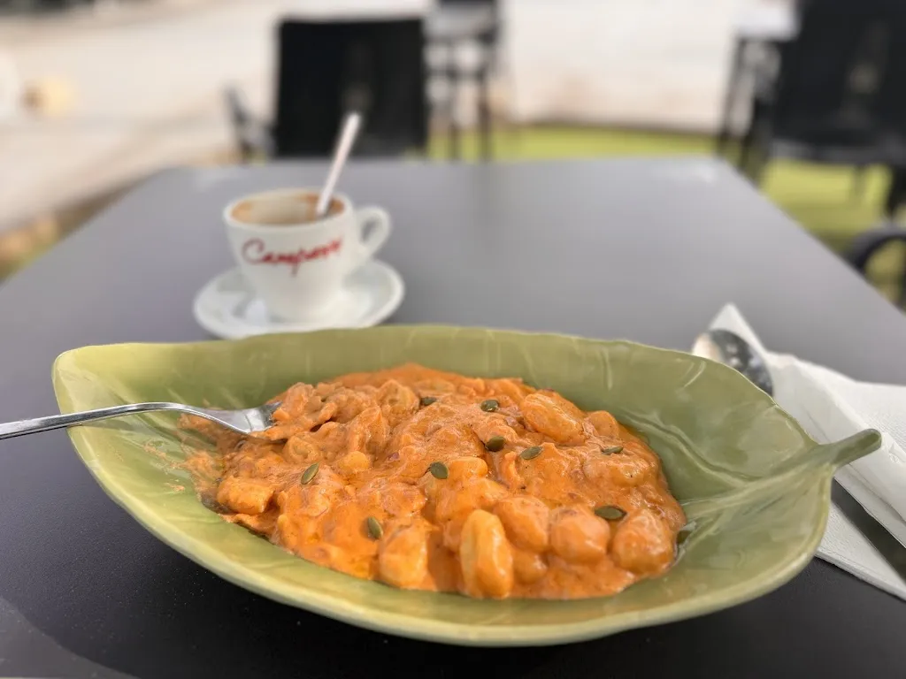 Happy Andrej_Macana gastro bar_Es Molinar_review