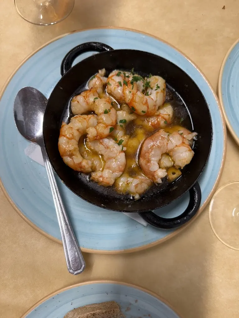 Tetiana Lokatyr_Restaurante Hoyo 10_Es Molinar_review