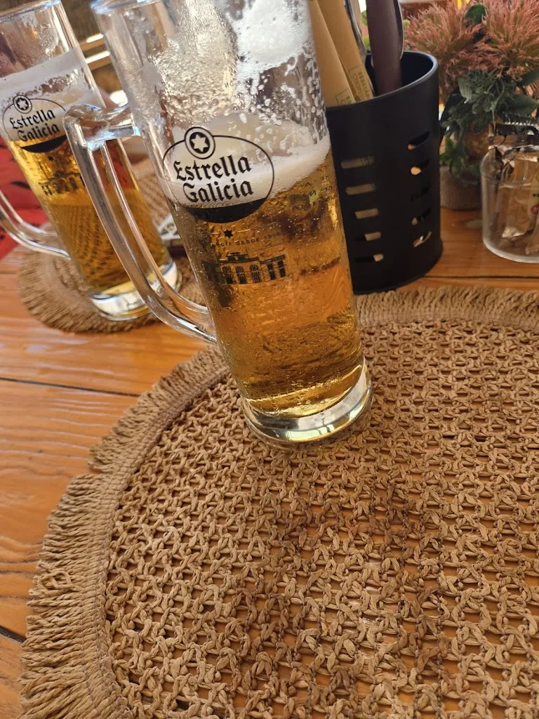 Tom Alfred Lindstad_Sunny Restaurant Portixol_Es Molinar_review