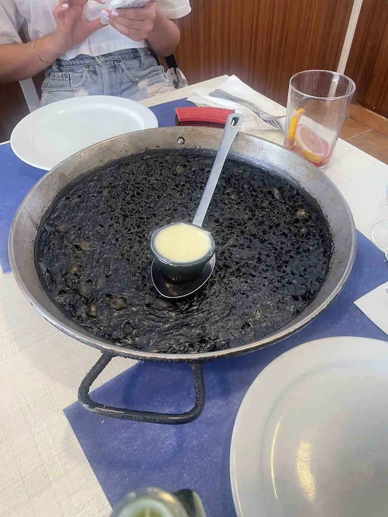 Peter Lambrose_Restaurante Pizzería la Vela_Campello el_review