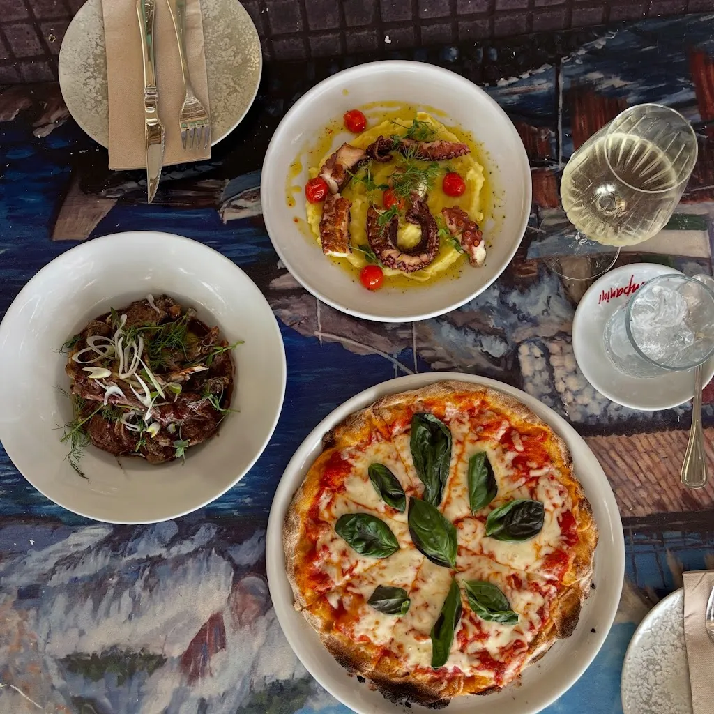 Woody Mare Italian Restaurant & Cocktail Bar_Es Molinar_slider_image_2