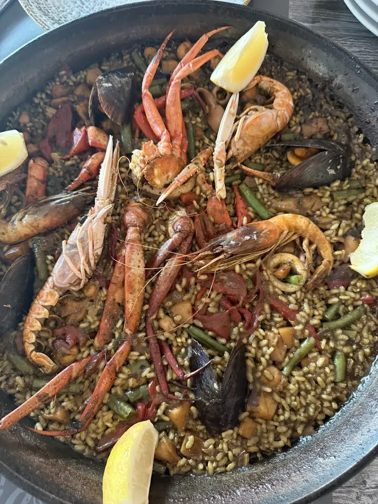 Ryan Carlo_Figueret Restaurant_Illes Balears_review