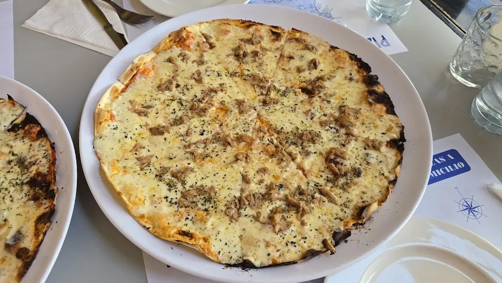 Pizzeria Bobby_Ferreries_slider_image_3