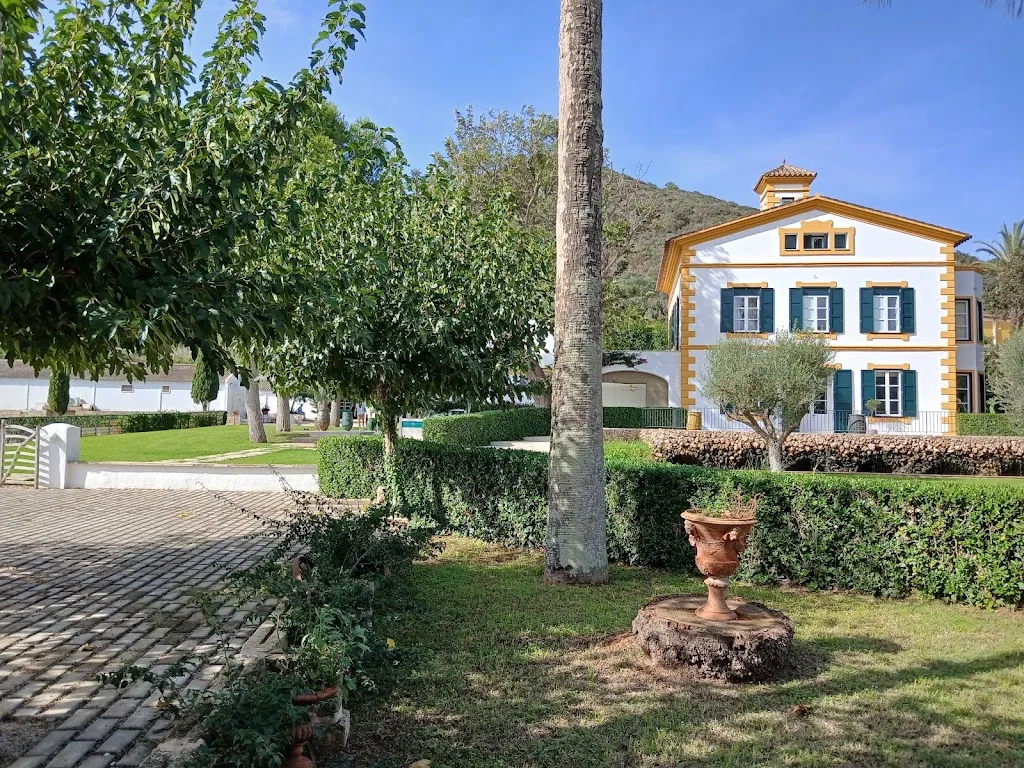 HORT SANT PATRICI. Formatgeria & Celler, Botiga, Restaurant, Hotel_Ferreries_slider_image_3