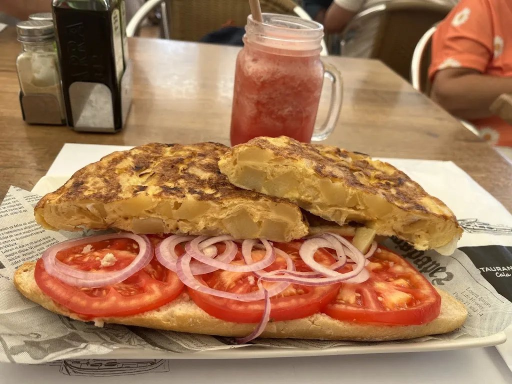 Rebecca Halsey_Bar Restaurant Aquario Cala Galdana_Ferreries_review