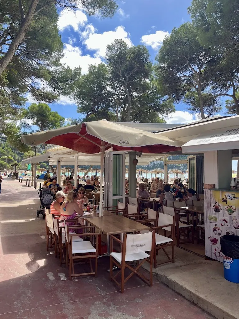 Bar Restaurant Aquario Cala Galdana restaurant in Ferreries