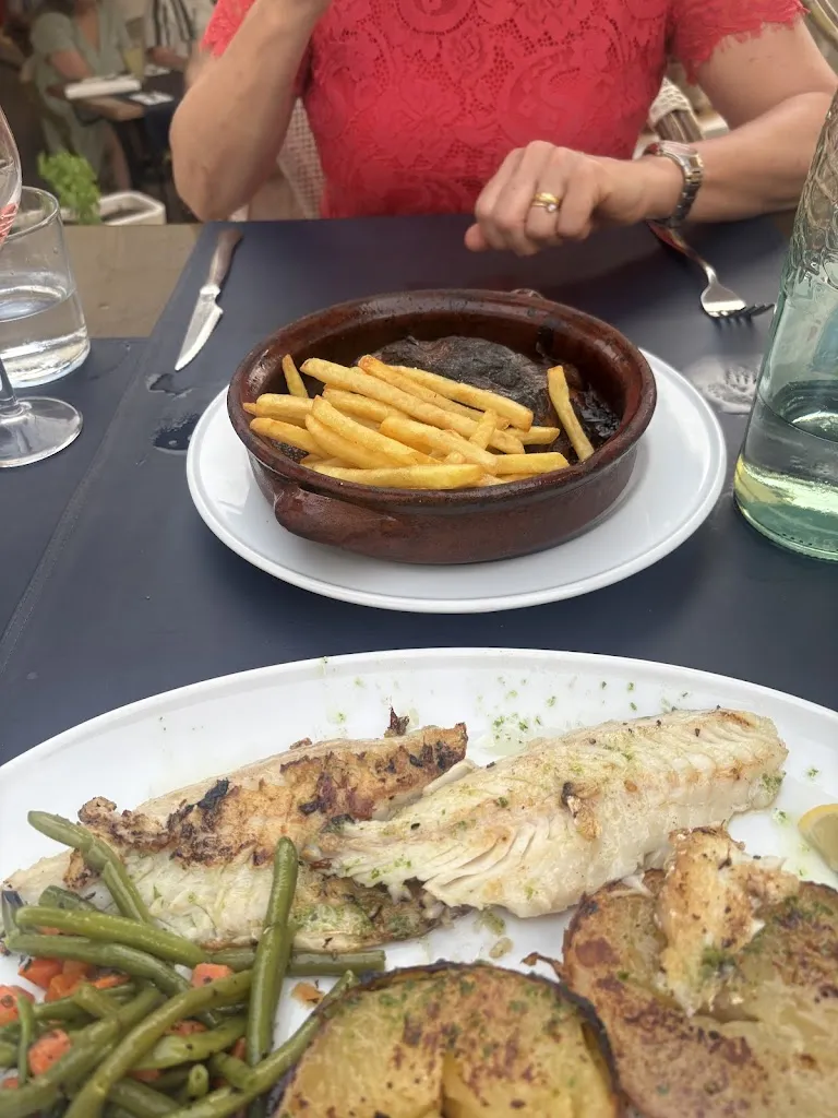 Charlotte Procter_Sa Lluna_Ferreries_review