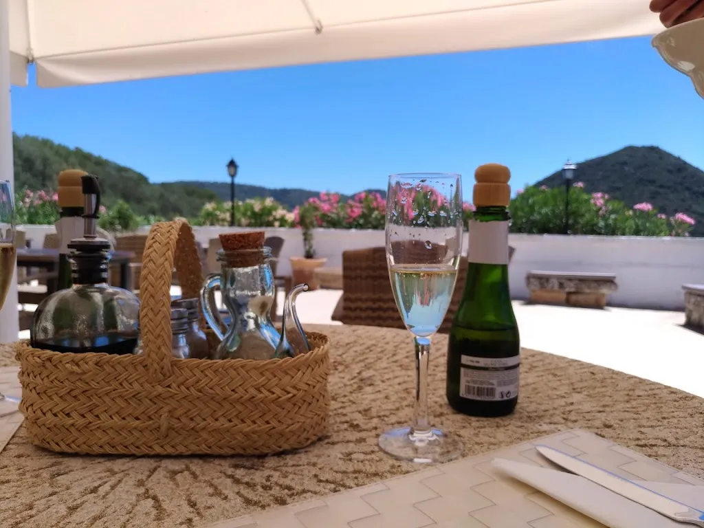 Tsjerk Raeymaekers_Binissuès_Ferreries_recensione