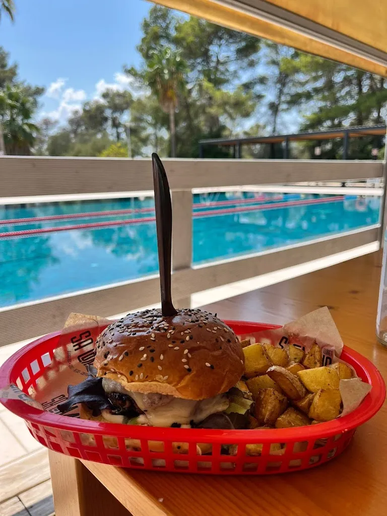 Aldana Tamborero manetta_Sa Comuna Lloret_Lloret de Vistalegre_recensione