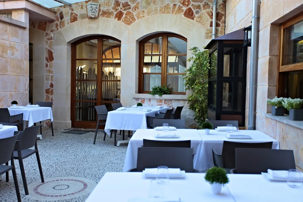 DAICA restaurant & turisme d'interior restaurant in Llubí