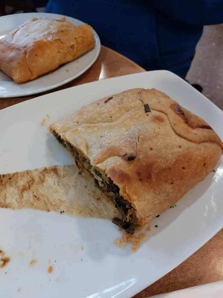 Rafel Carbonell_Can Menescal_Llubí_review